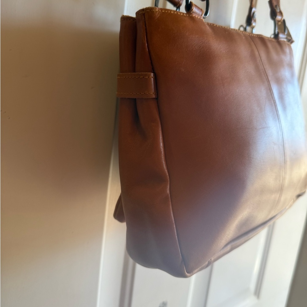 Vintage Brown soft Leather purse made in Hong Kong 3 compartments 11”X8”X3” - Picture 7 of 16